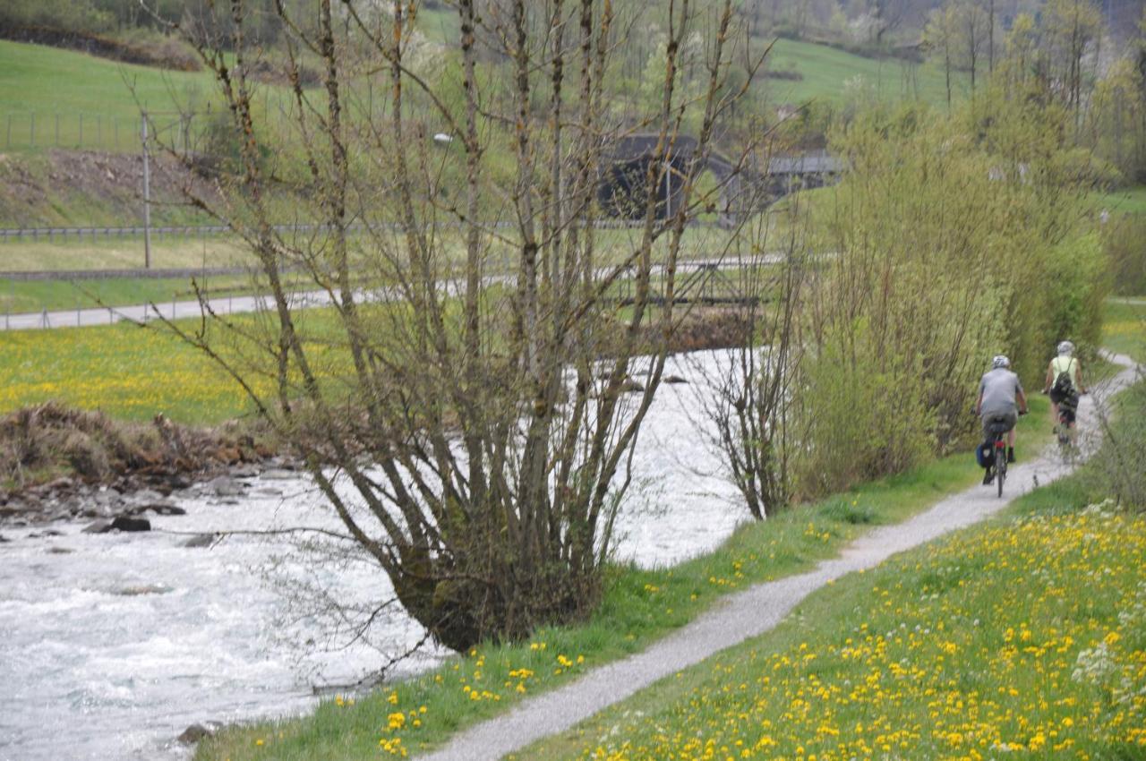 Ferienwohnungen Alter Raaben Rüti Extérieur photo